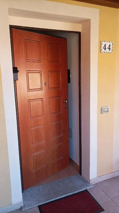 La Casa Di Arly Apartment Olbia